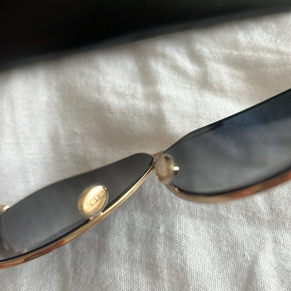 Dior Sunglasses - Picture 3 of 6